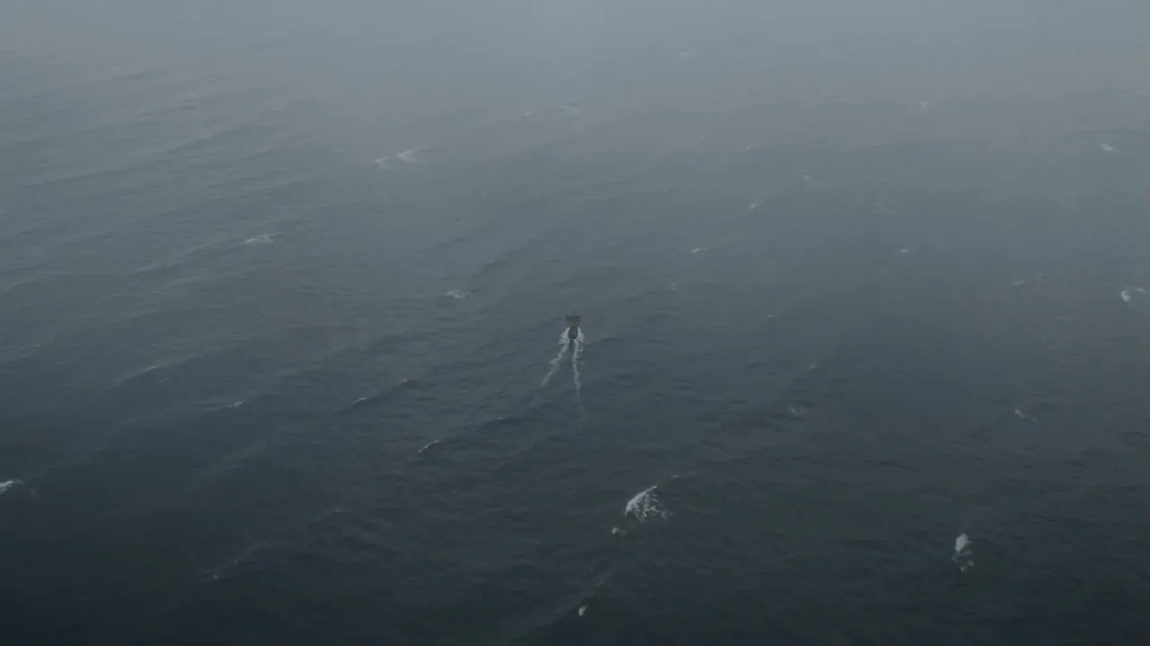 Grey sea to the horizon